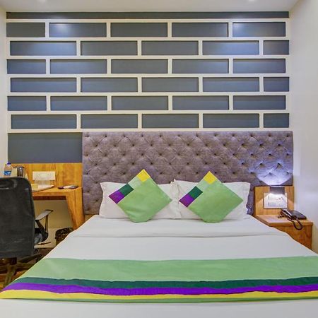 Treebo Prince Andheri East Мумбай Екстериор снимка