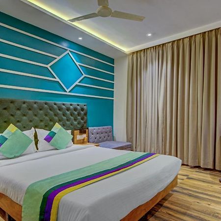 Treebo Prince Andheri East Мумбай Екстериор снимка