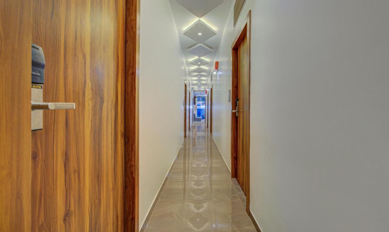 Treebo Prince Andheri East Мумбай Екстериор снимка